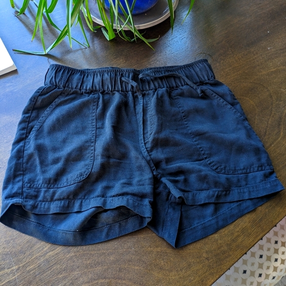 Ten Tree Shorts - Picture 1 of 2